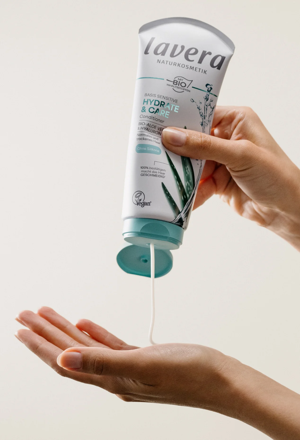 Conditioner basis sensitive Hydrate & Care - Image 2