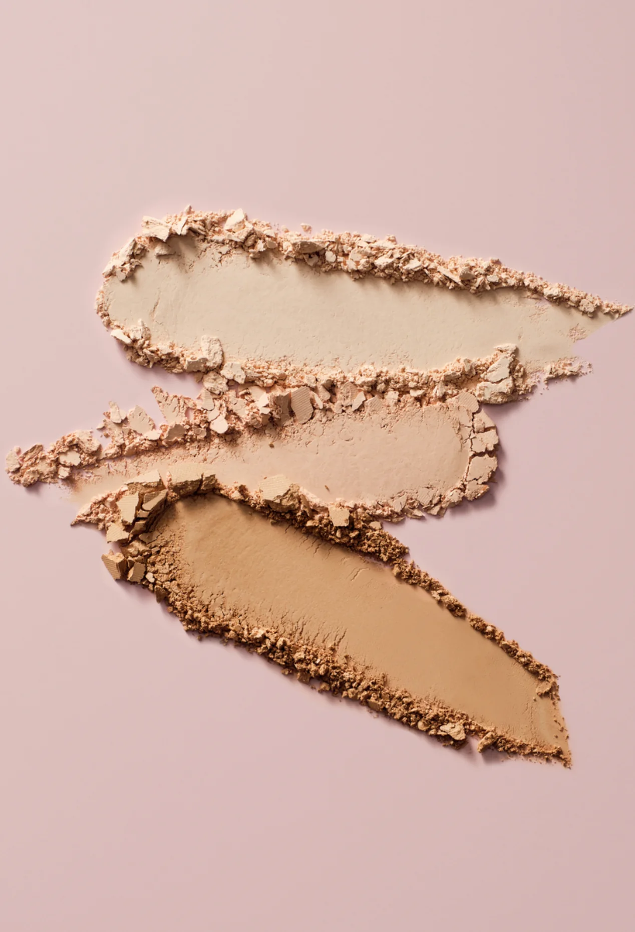 Satin Compact Powder -Medium Sand 04- - Image 4